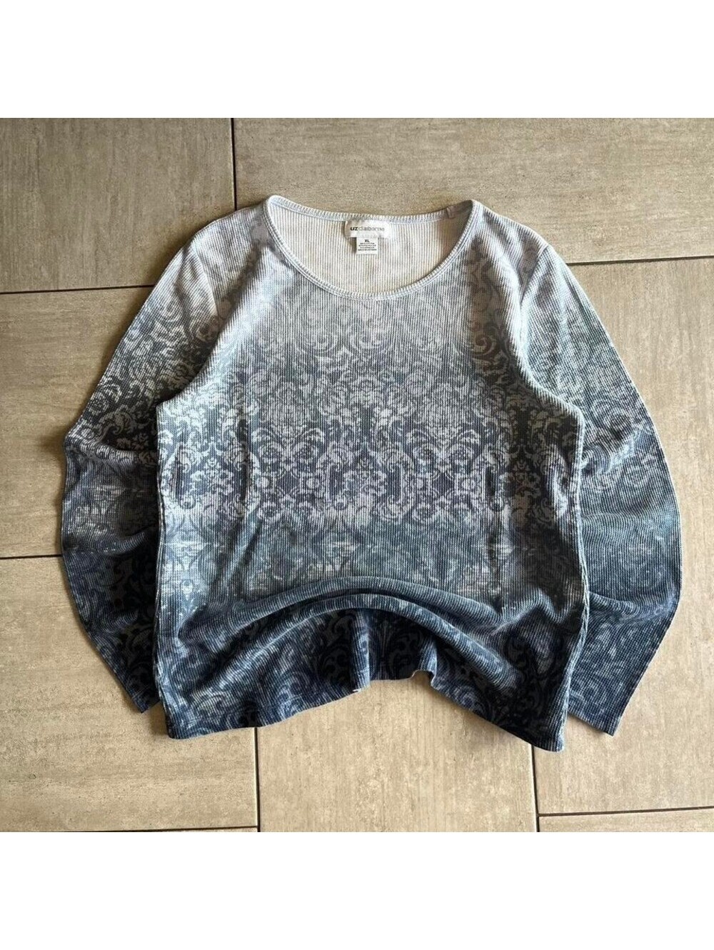 Liz Claiborne grey, blue and black patterned thermal long sleeve top
